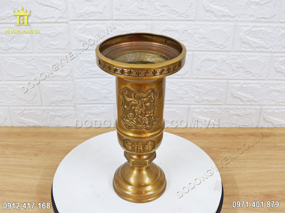 Ống hương đồng là phụ kiện trang trí ban thờ cúng gia tiên ý nghĩa